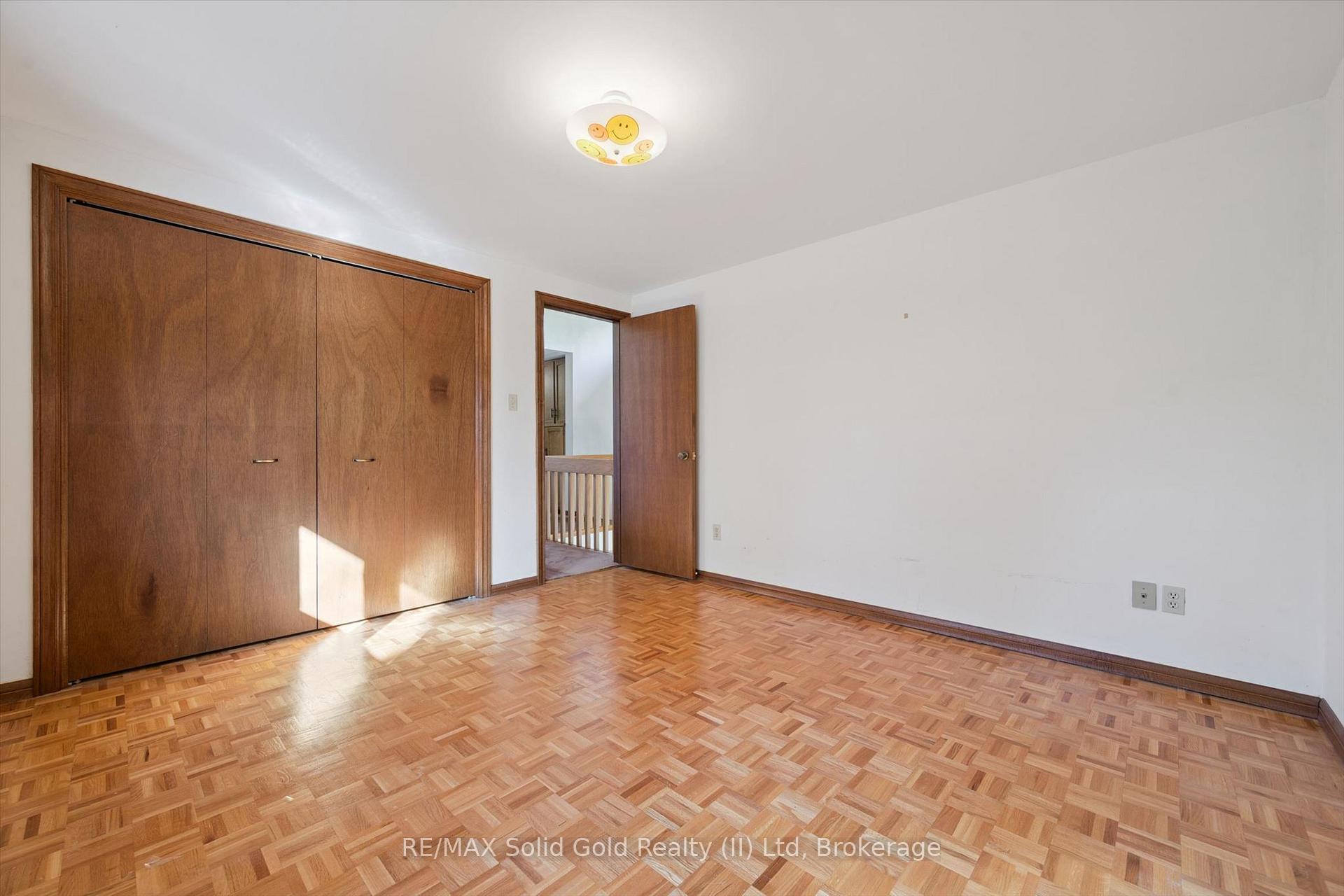 Photo 18 of 118 Ralston Place, Waterloo, Beechwood West — HOMEH