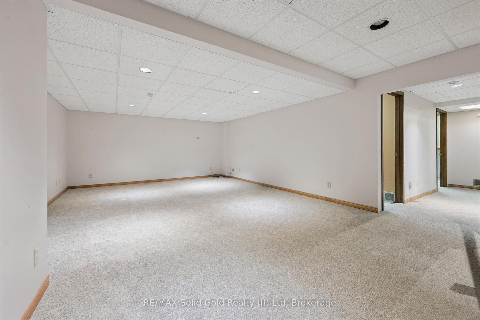 Photo 29 of 118 Ralston Place, Waterloo, Beechwood West — HOMEH