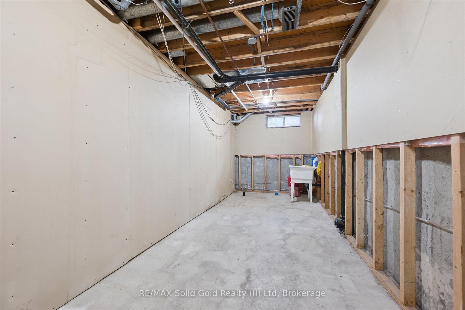 Photo 33 of 118 Ralston Place, Waterloo, Beechwood West — HOMEH