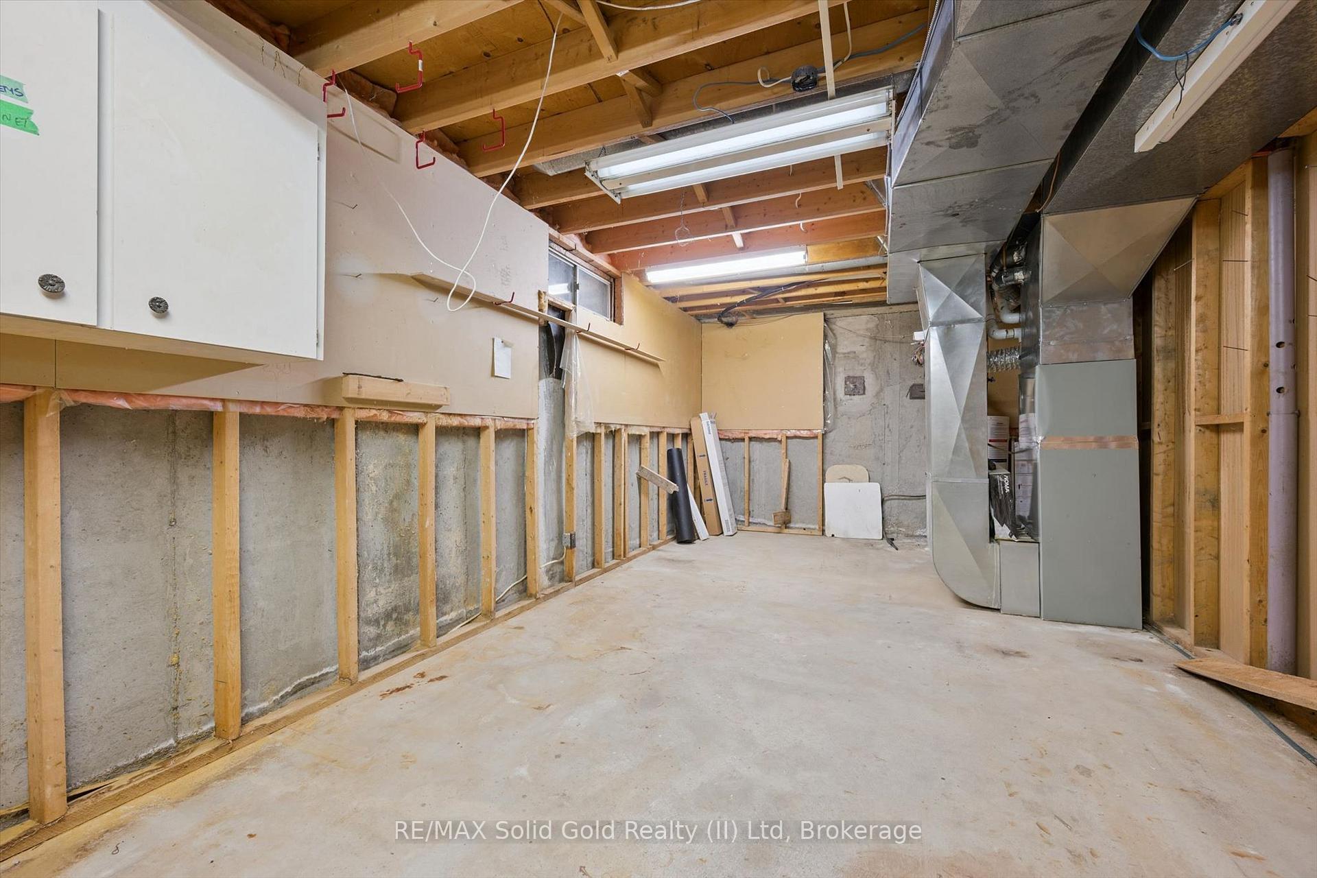 Photo 34 of 118 Ralston Place, Waterloo, Beechwood West — HOMEH