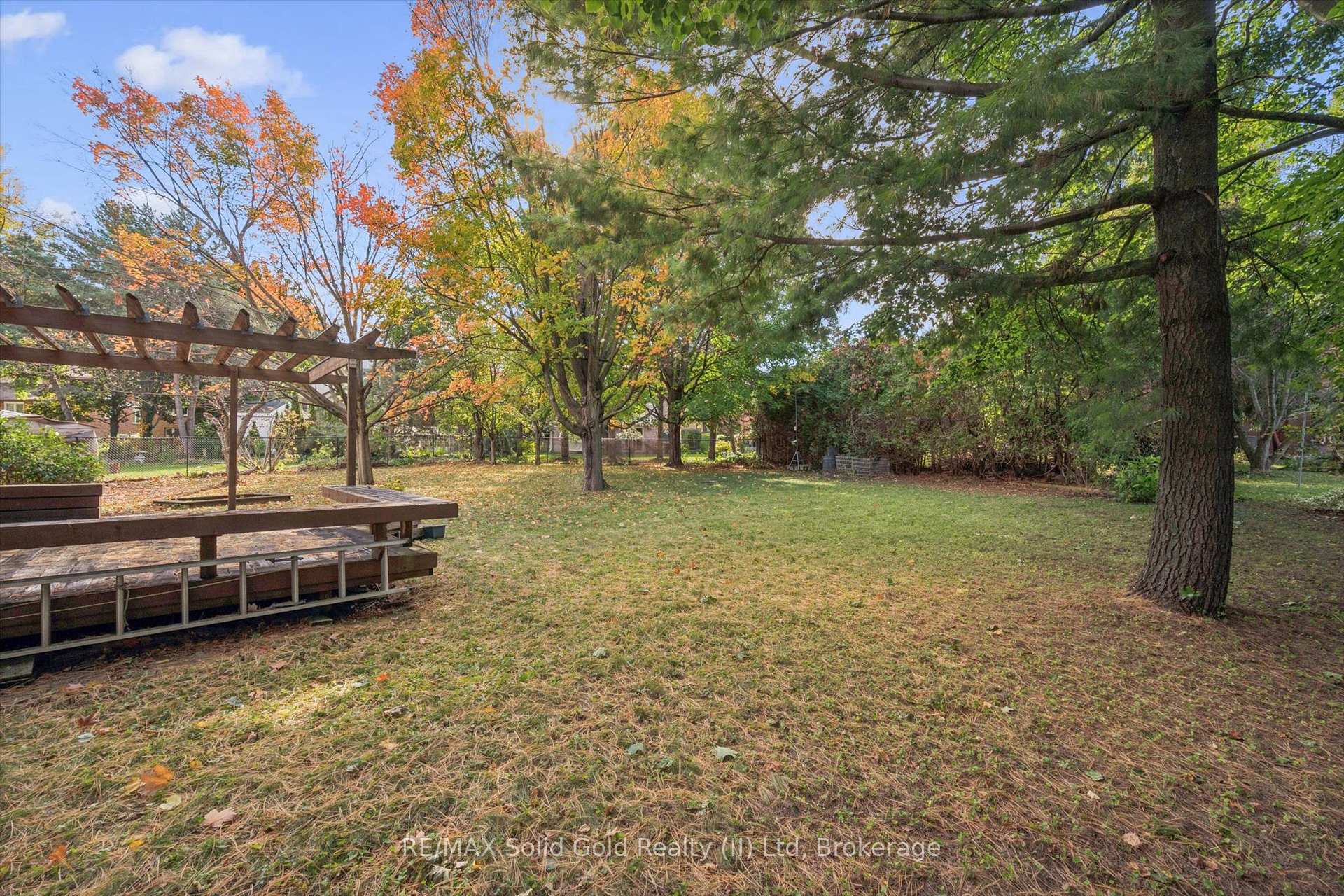 Photo 35 of 118 Ralston Place, Waterloo, Beechwood West — HOMEH