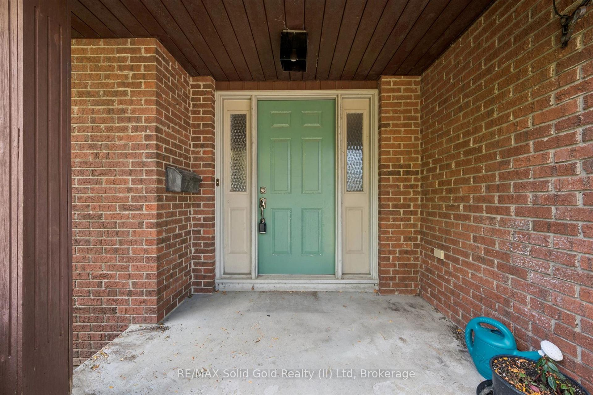 Photo 41 of 118 Ralston Place, Waterloo, Beechwood West — HOMEH