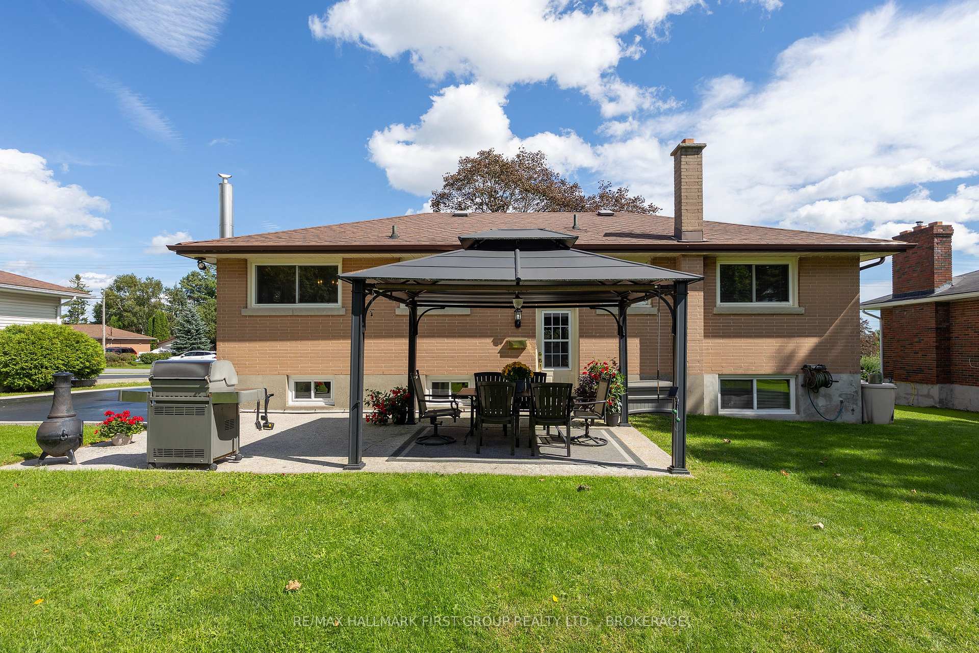 Photo 3 of 1449 Avondale Crescent, Kingston, City Northwest — HOMEH