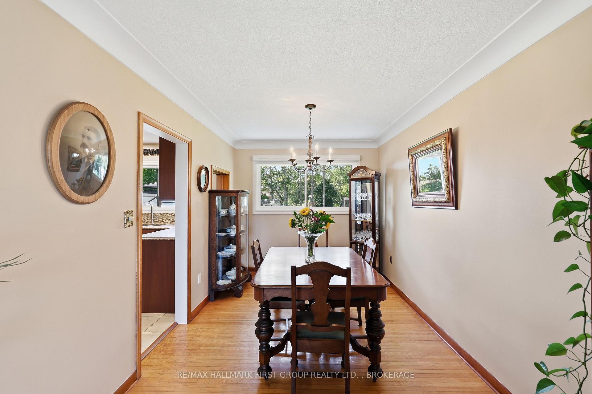 Photo 9 of 1449 Avondale Crescent, Kingston, City Northwest — HOMEH