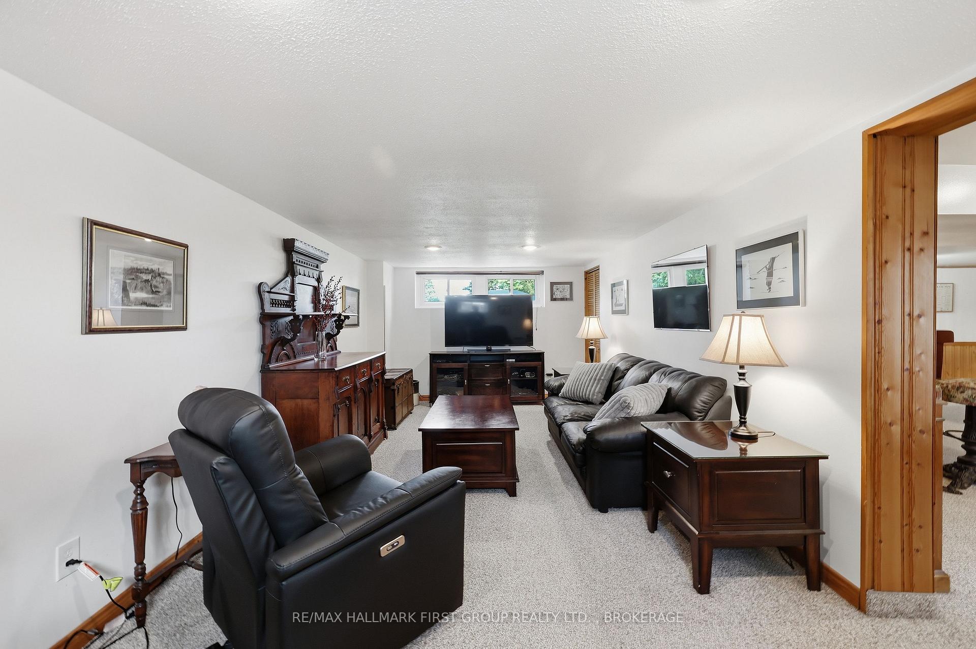 Photo 30 of 1449 Avondale Crescent, Kingston, City Northwest — HOMEH