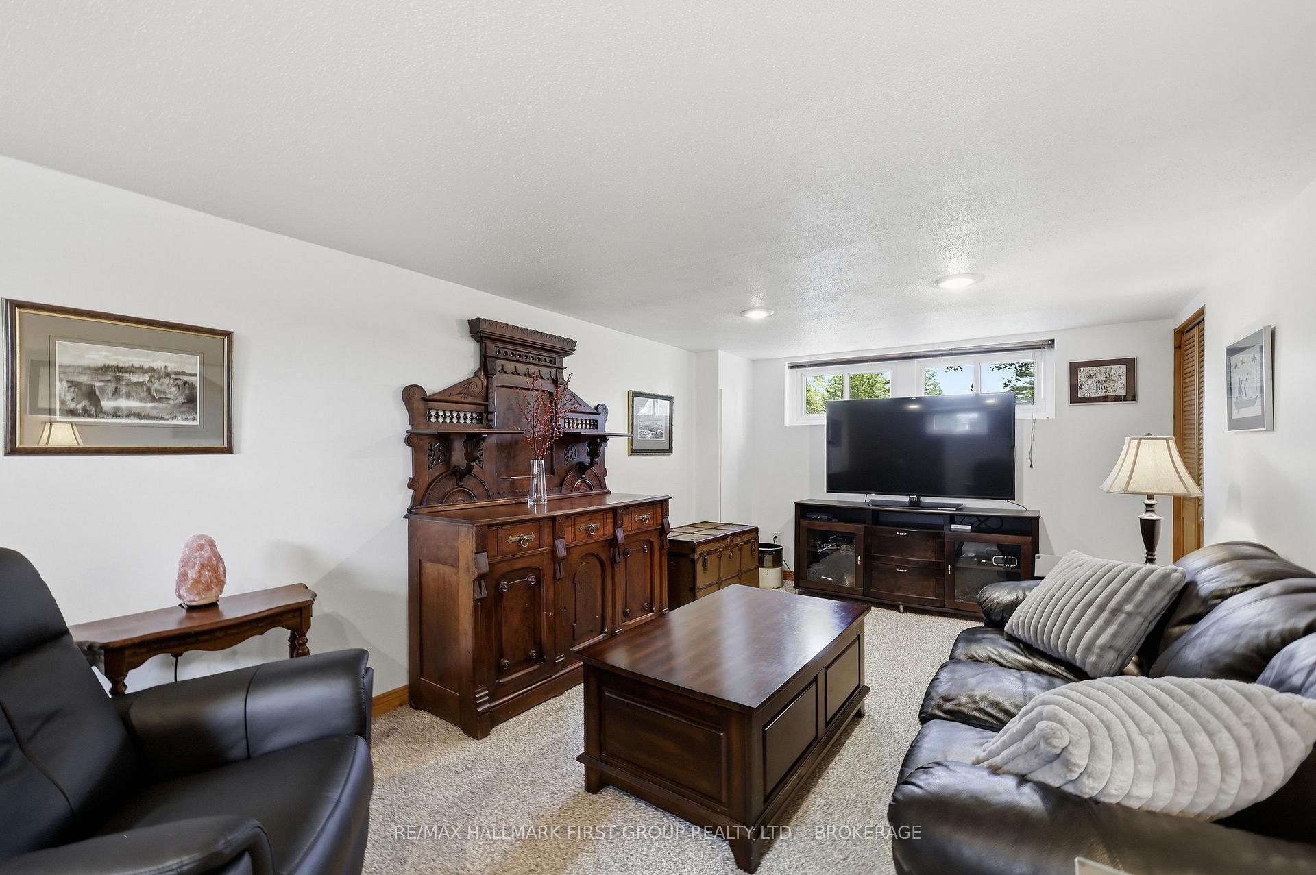 Photo 31 of 1449 Avondale Crescent, Kingston, City Northwest — HOMEH
