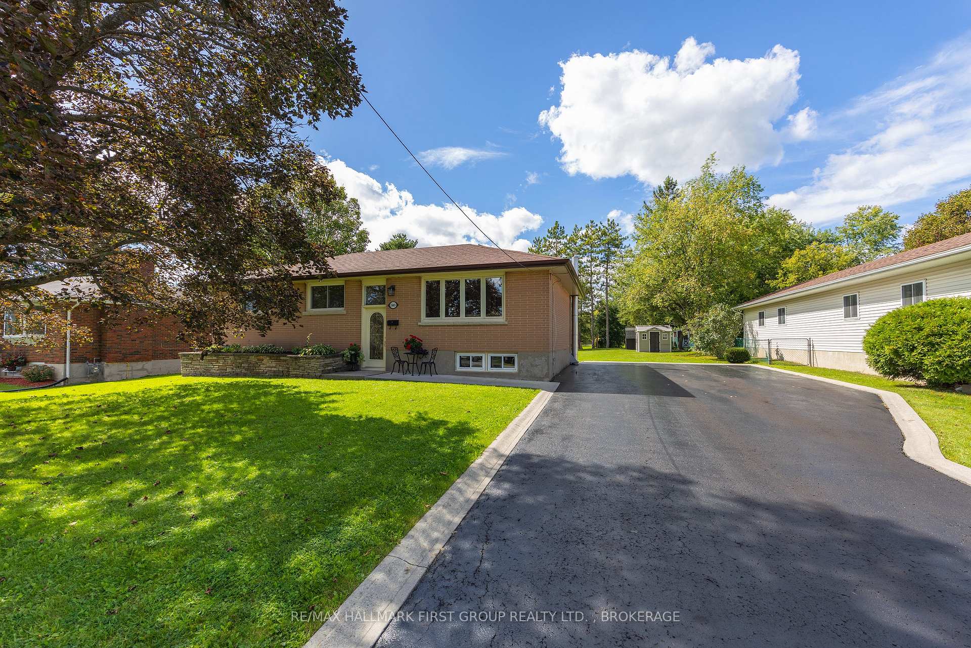 Photo 34 of 1449 Avondale Crescent, Kingston, City Northwest — HOMEH
