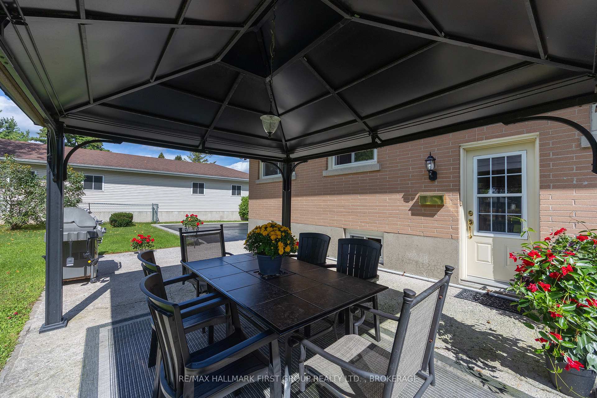 Photo 38 of 1449 Avondale Crescent, Kingston, City Northwest — HOMEH