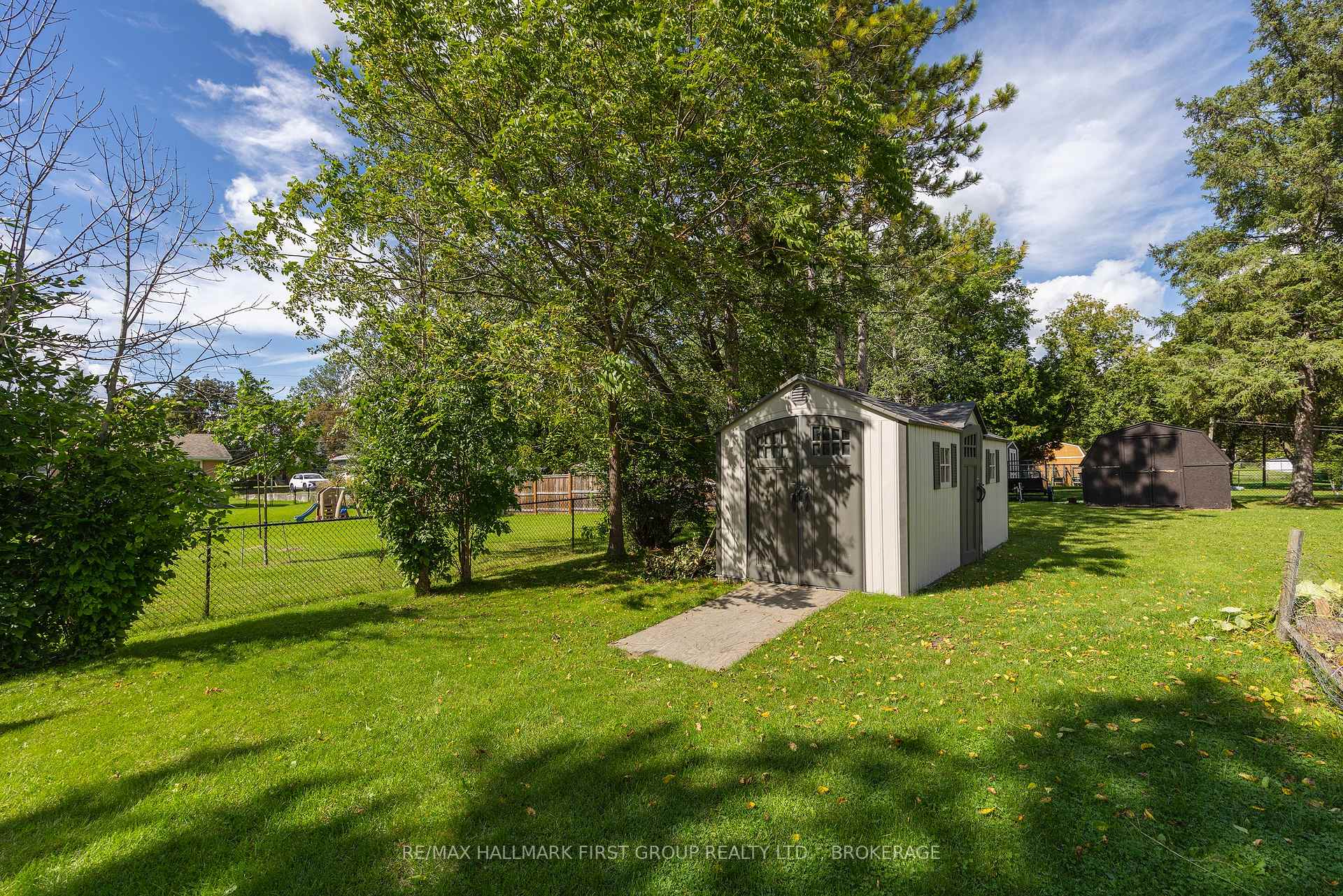 Photo 43 of 1449 Avondale Crescent, Kingston, City Northwest — HOMEH