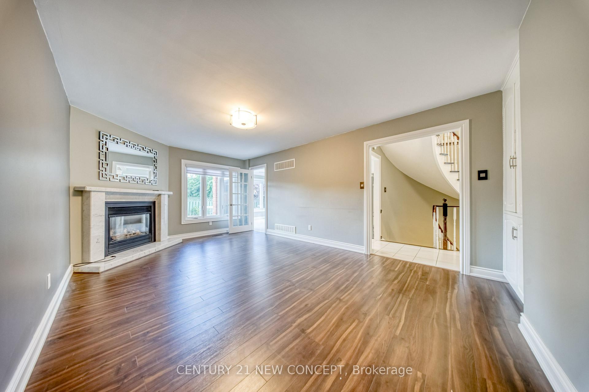 Photo 18 of 528 Belview Avenue, Vaughan, East Woodbridge — HOMEH