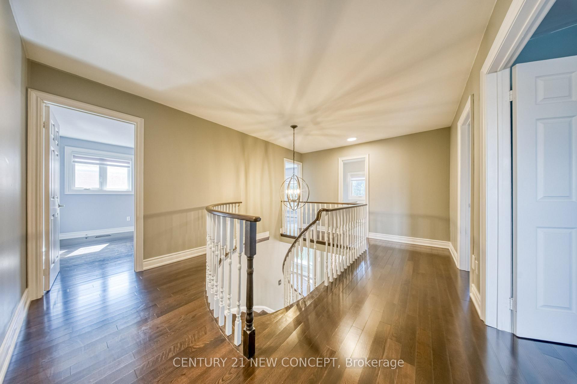 Photo 22 of 528 Belview Avenue, Vaughan, East Woodbridge — HOMEH