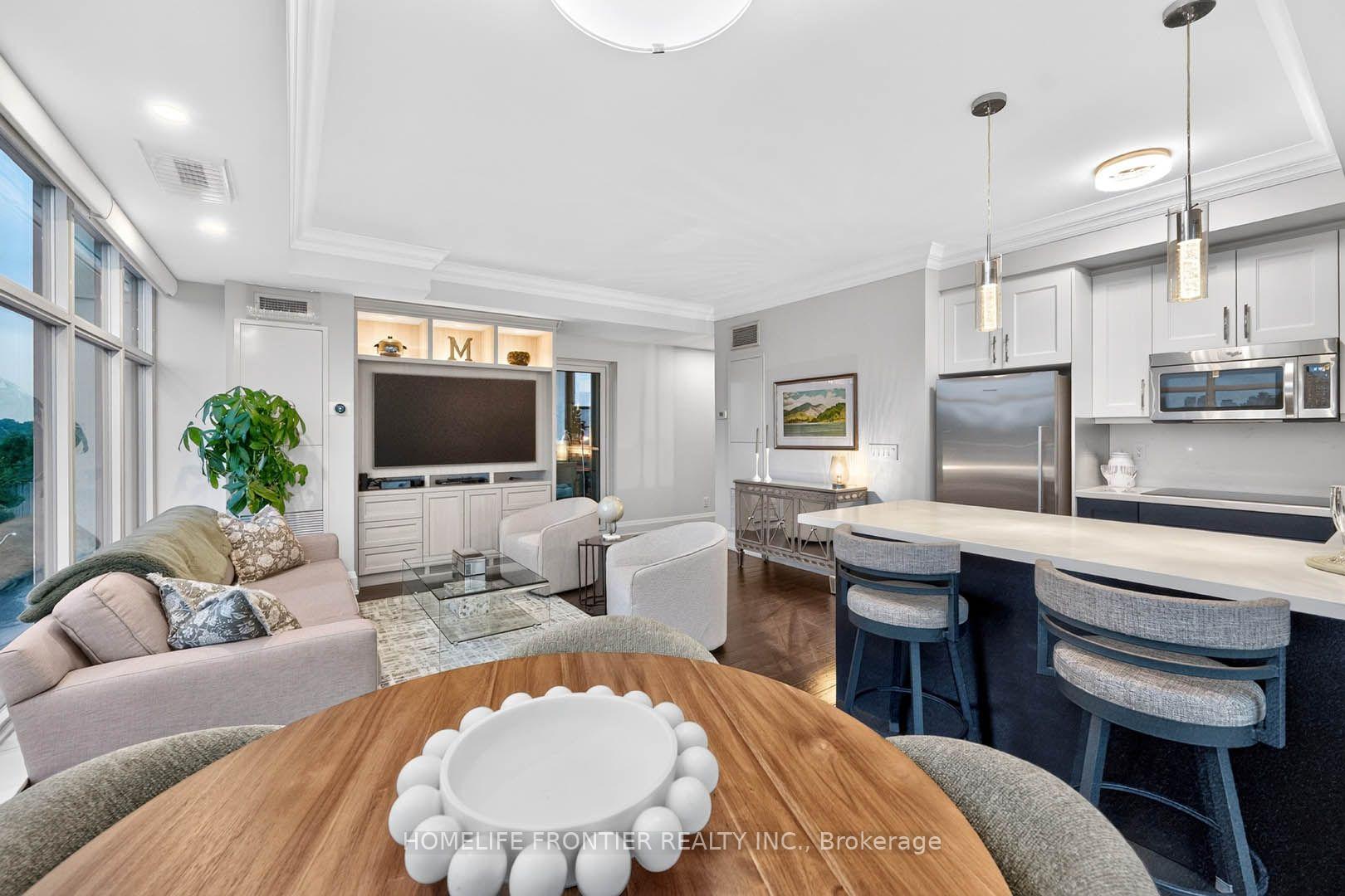 Photo 7 of Unit 706, 2 Old Mill Drive, Toronto, High Park-Swansea — HOMEH