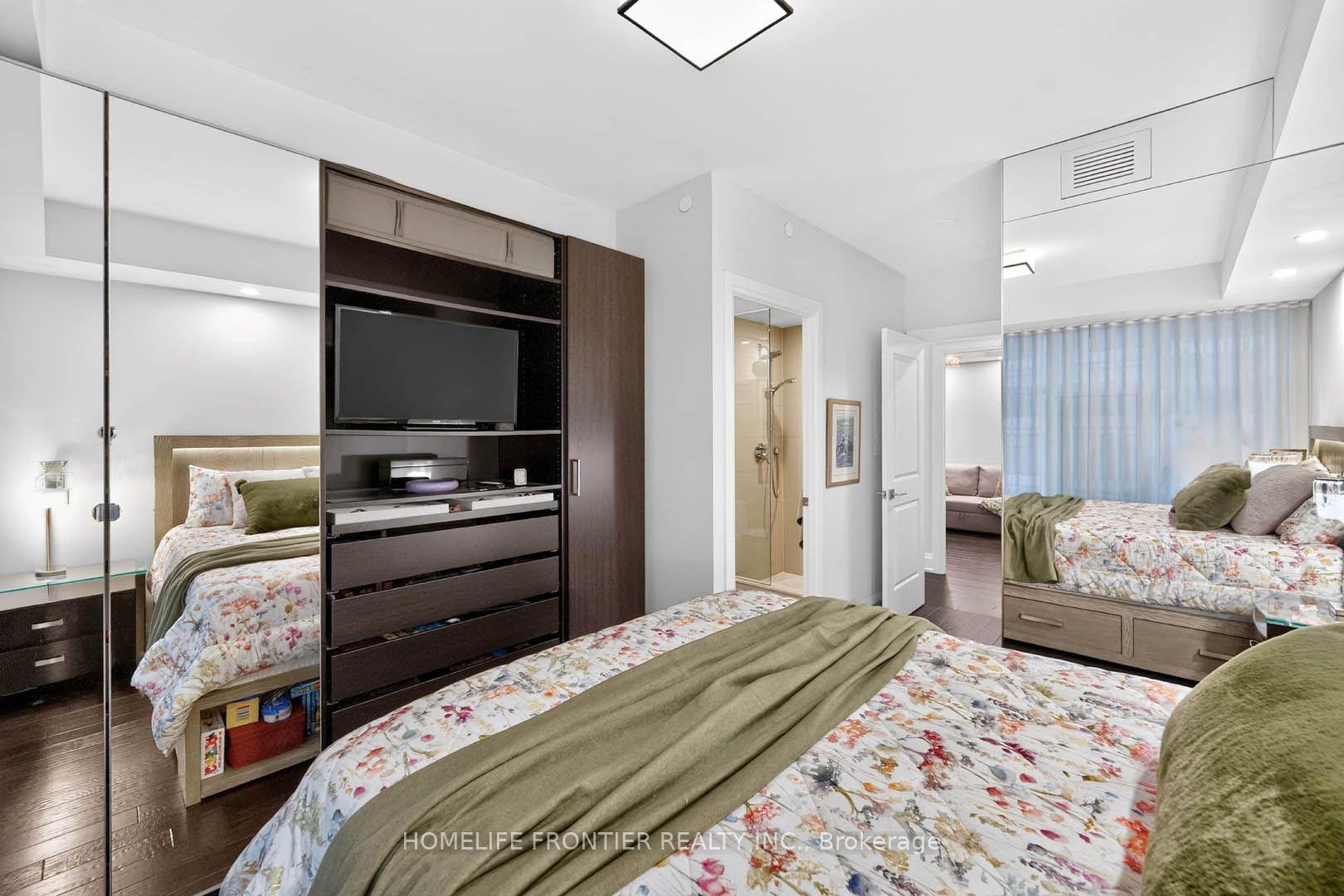 Photo 12 of Unit 706, 2 Old Mill Drive, Toronto, High Park-Swansea — HOMEH