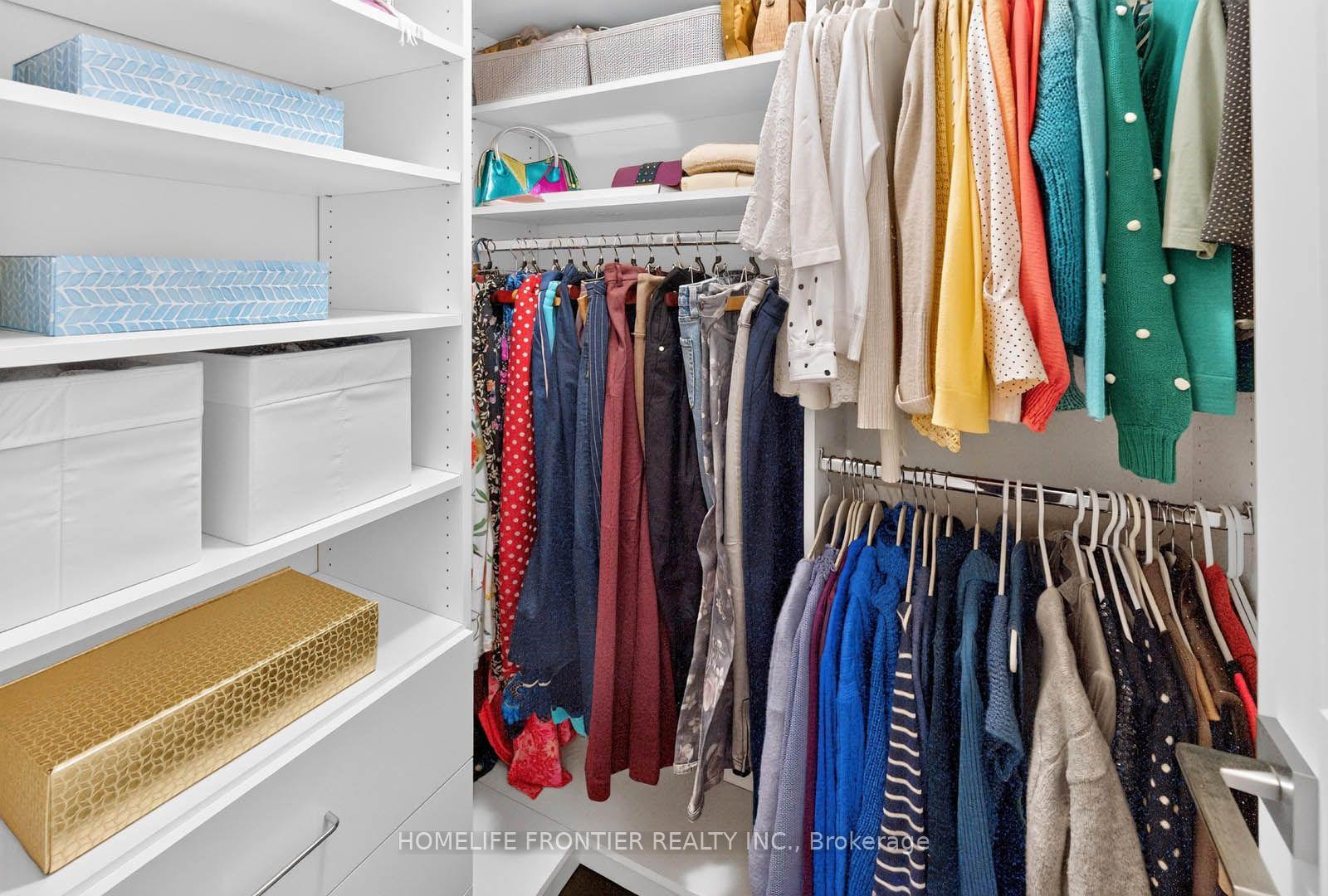 Photo 13 of Unit 706, 2 Old Mill Drive, Toronto, High Park-Swansea — HOMEH