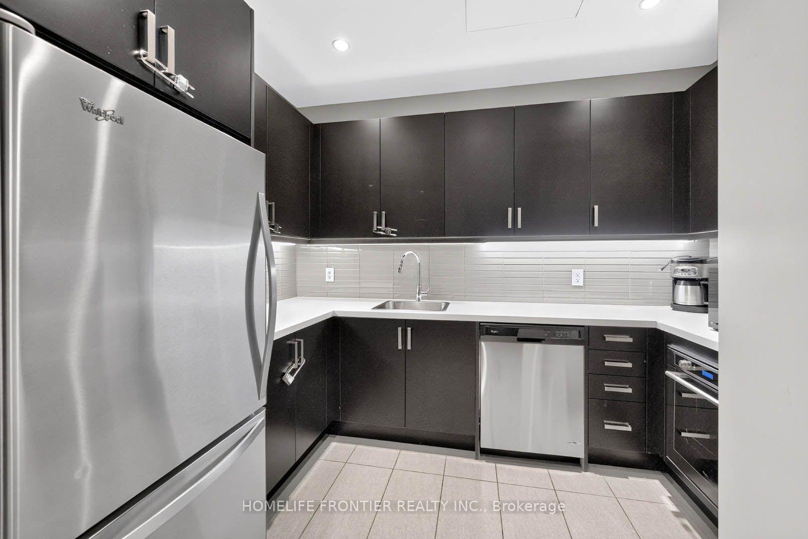 Photo 32 of Unit 706, 2 Old Mill Drive, Toronto, High Park-Swansea — HOMEH