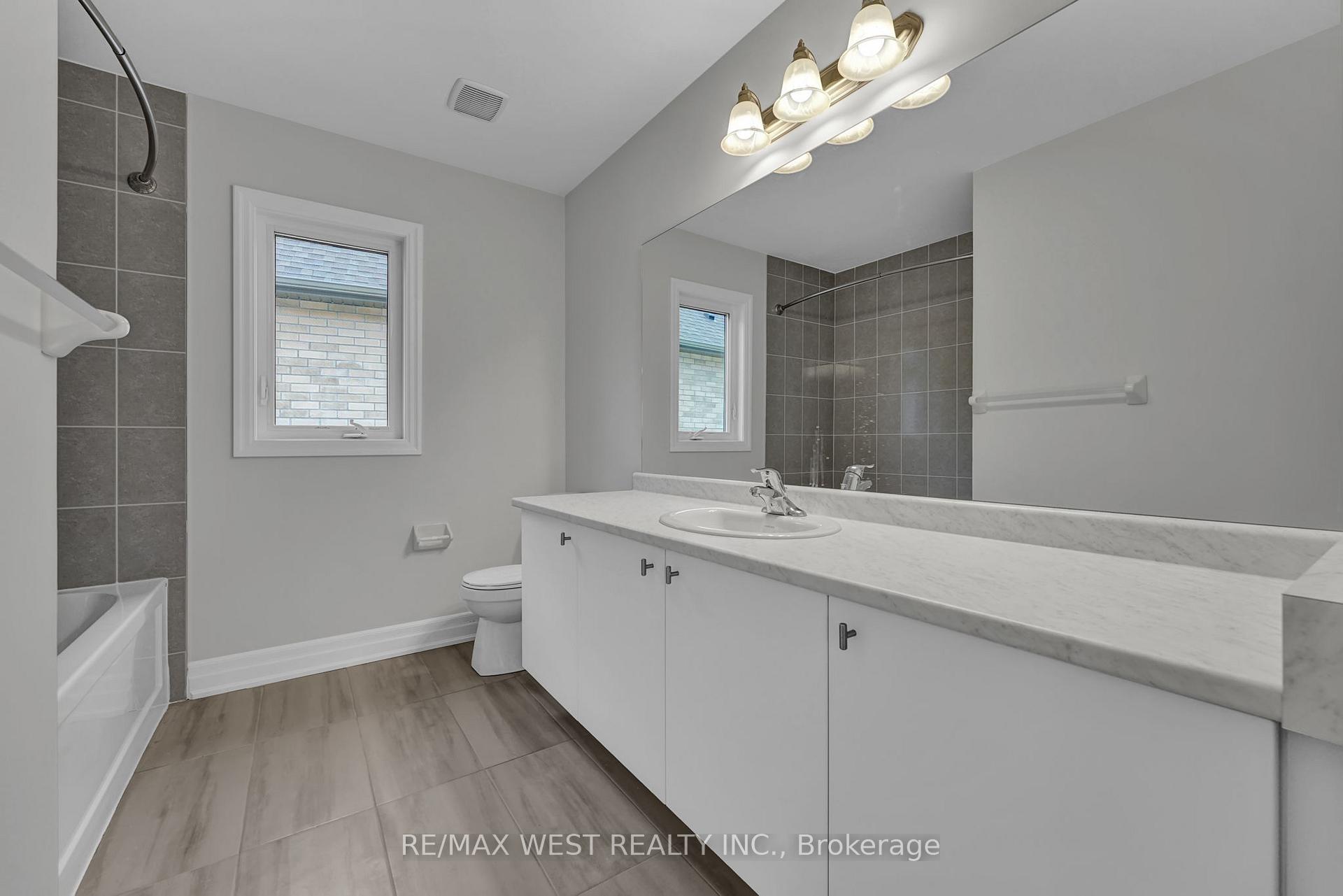 Photo 31 of 160 Union Boulevard, Wasaga Beach — HOMEH