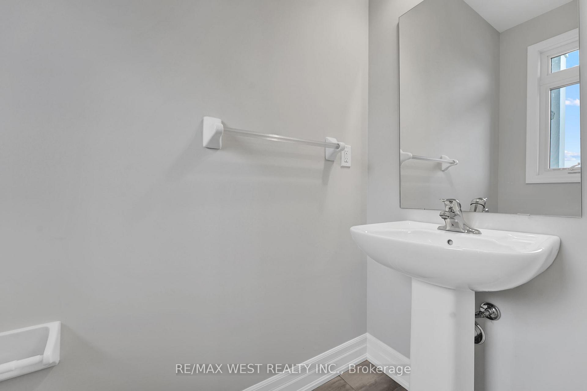 Photo 33 of 160 Union Boulevard, Wasaga Beach — HOMEH