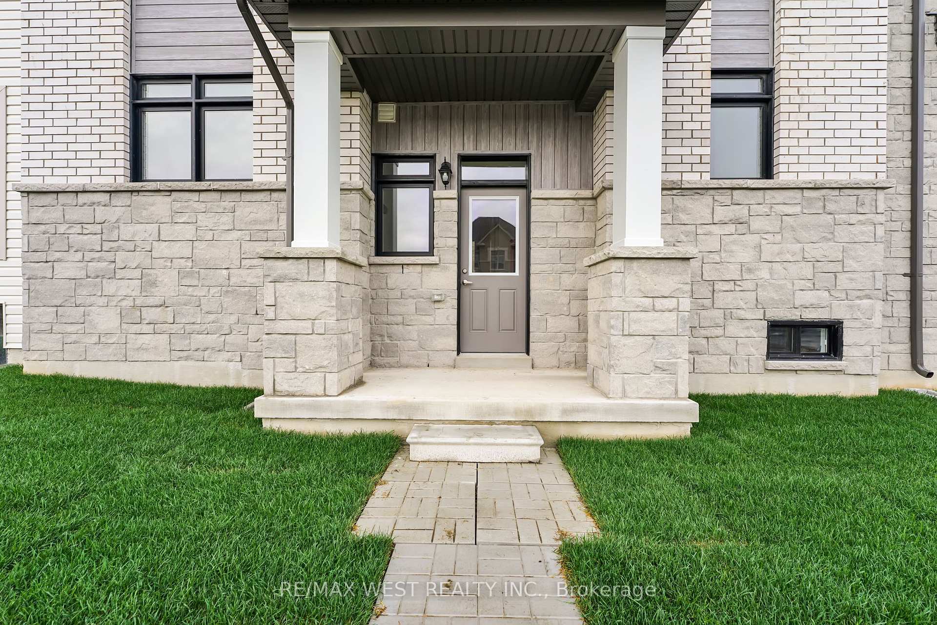 Photo 37 of 160 Union Boulevard, Wasaga Beach — HOMEH