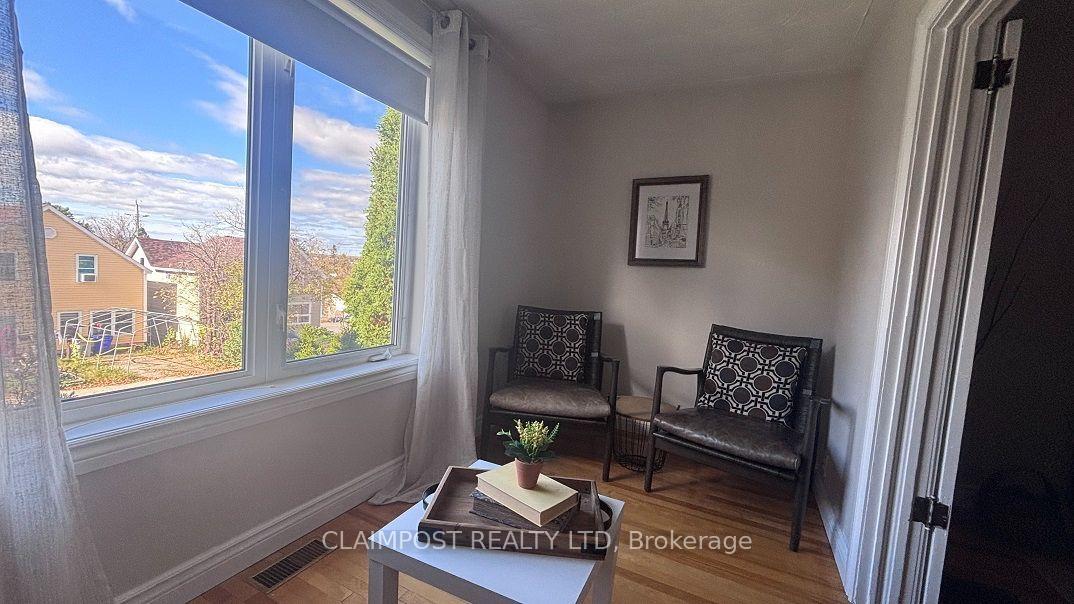 Photo 7 of 236 Hemlock Street N, Timmins, TNE - Hill District — HOMEH
