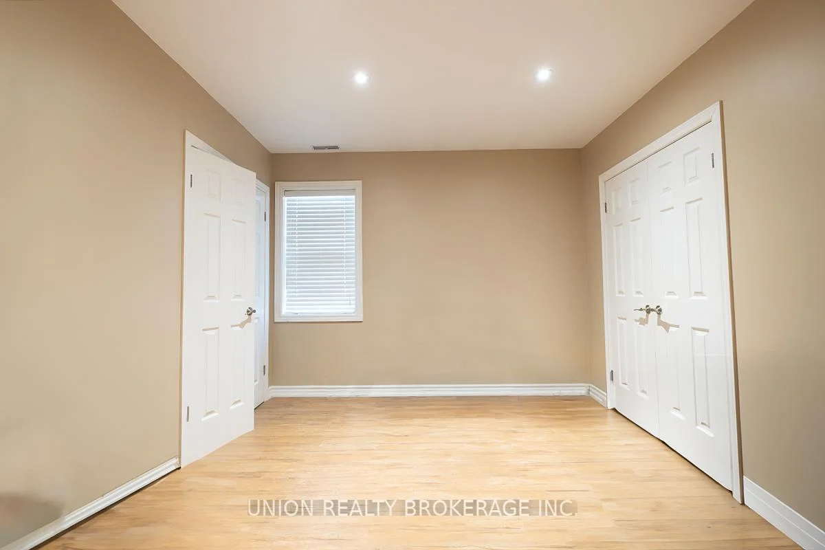 Photo 4 of Unit 9, 85 Beech Avenue, Toronto, The Beaches — HOMEH