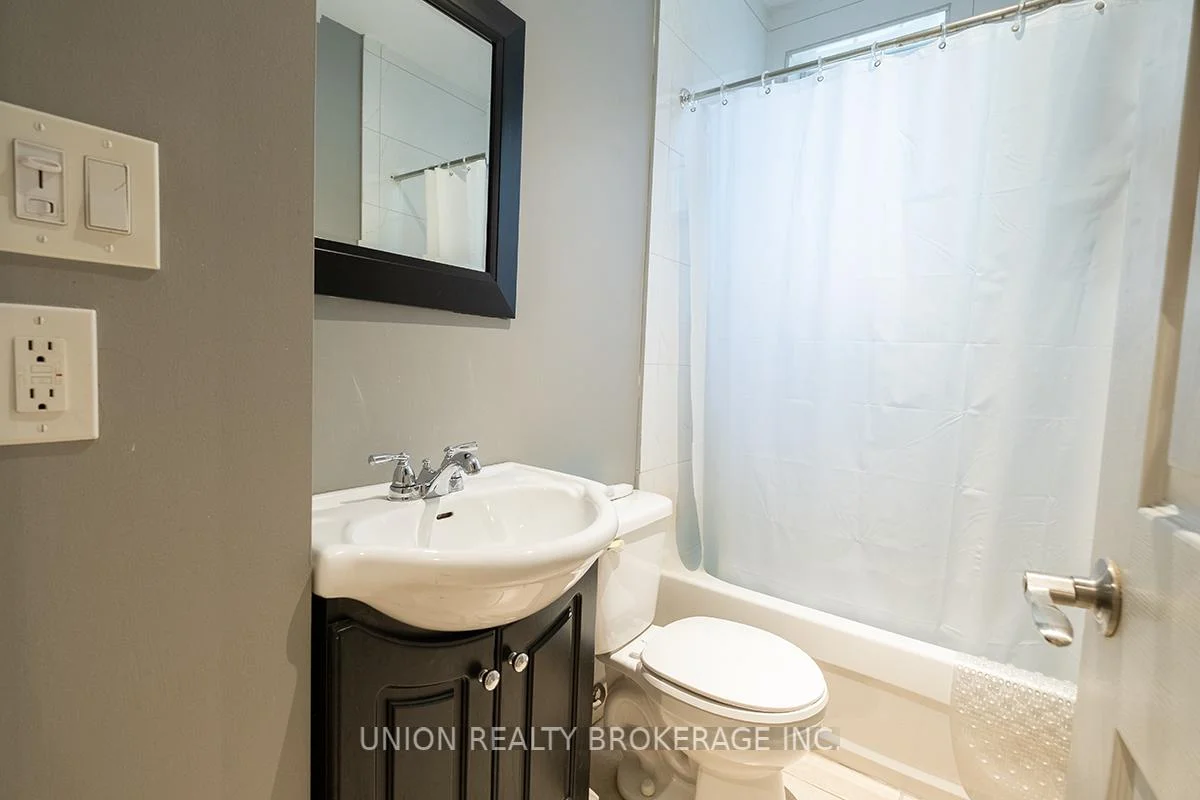 Photo 5 of Unit 9, 85 Beech Avenue, Toronto, The Beaches — HOMEH