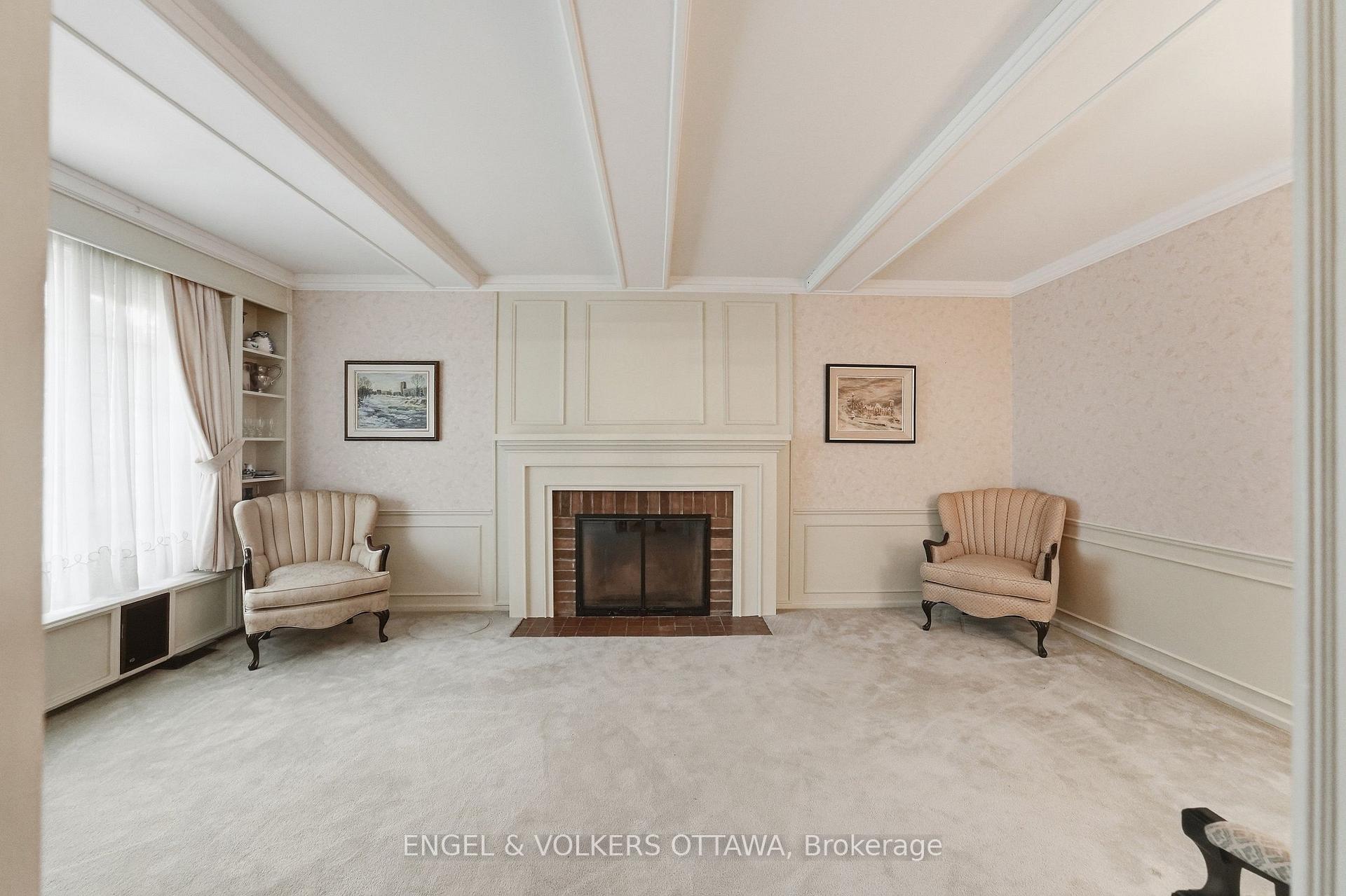 Photo 5 of 1837 Ferncroft Crescent, Ottawa, Guildwood Estates - Urbandale Acres — HOMEH