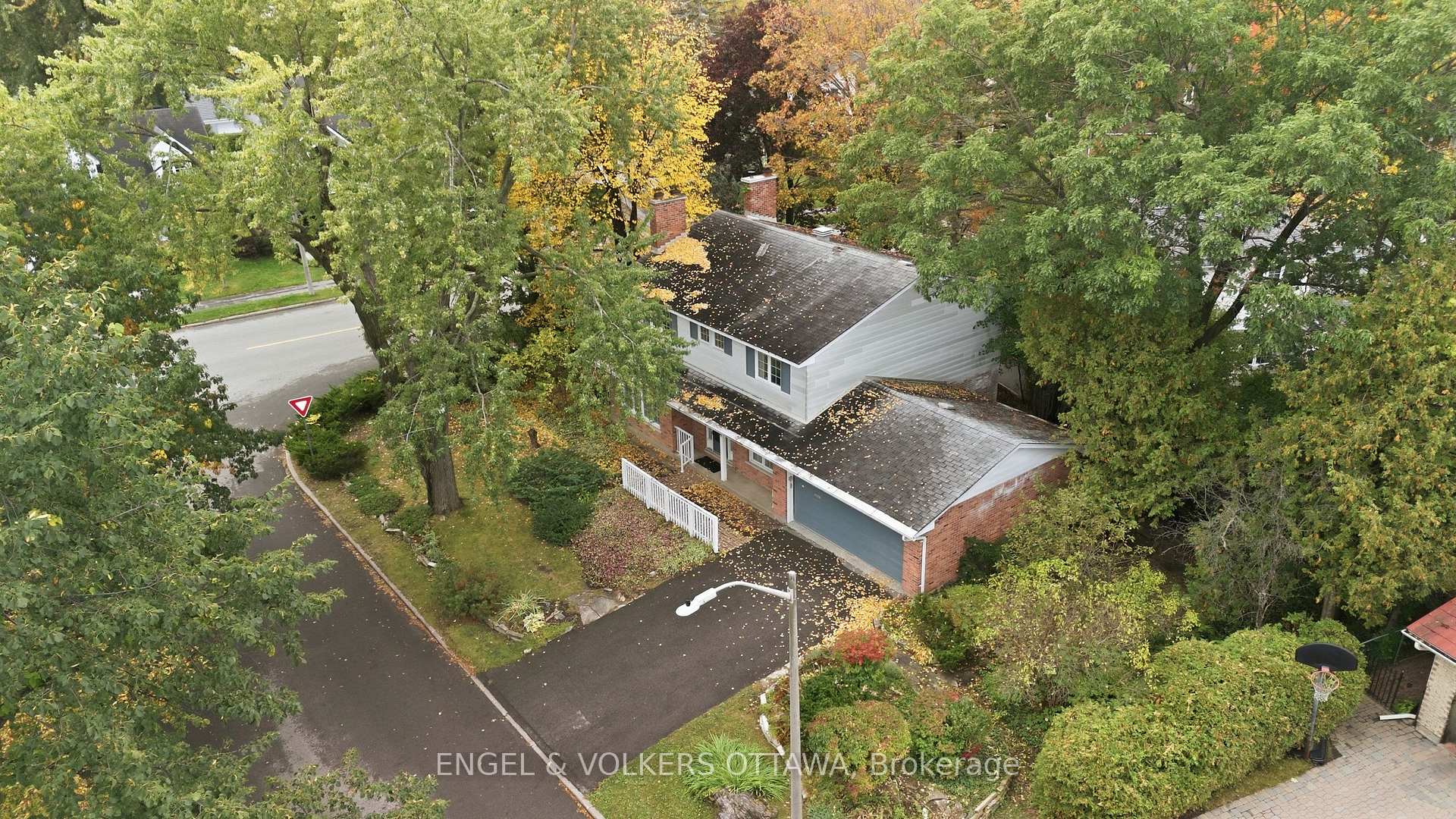 Photo 41 of 1837 Ferncroft Crescent, Ottawa, Guildwood Estates - Urbandale Acres — HOMEH