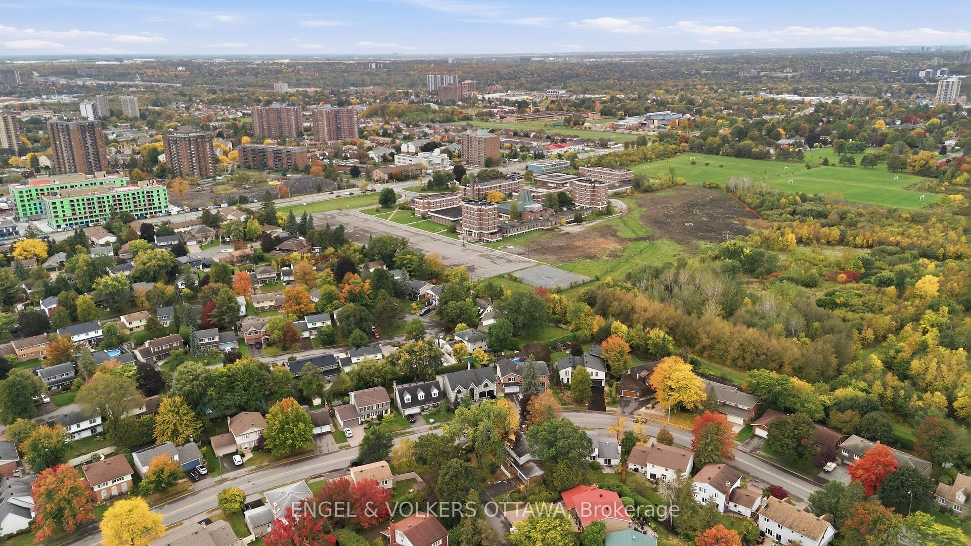 Photo 43 of 1837 Ferncroft Crescent, Ottawa, Guildwood Estates - Urbandale Acres — HOMEH