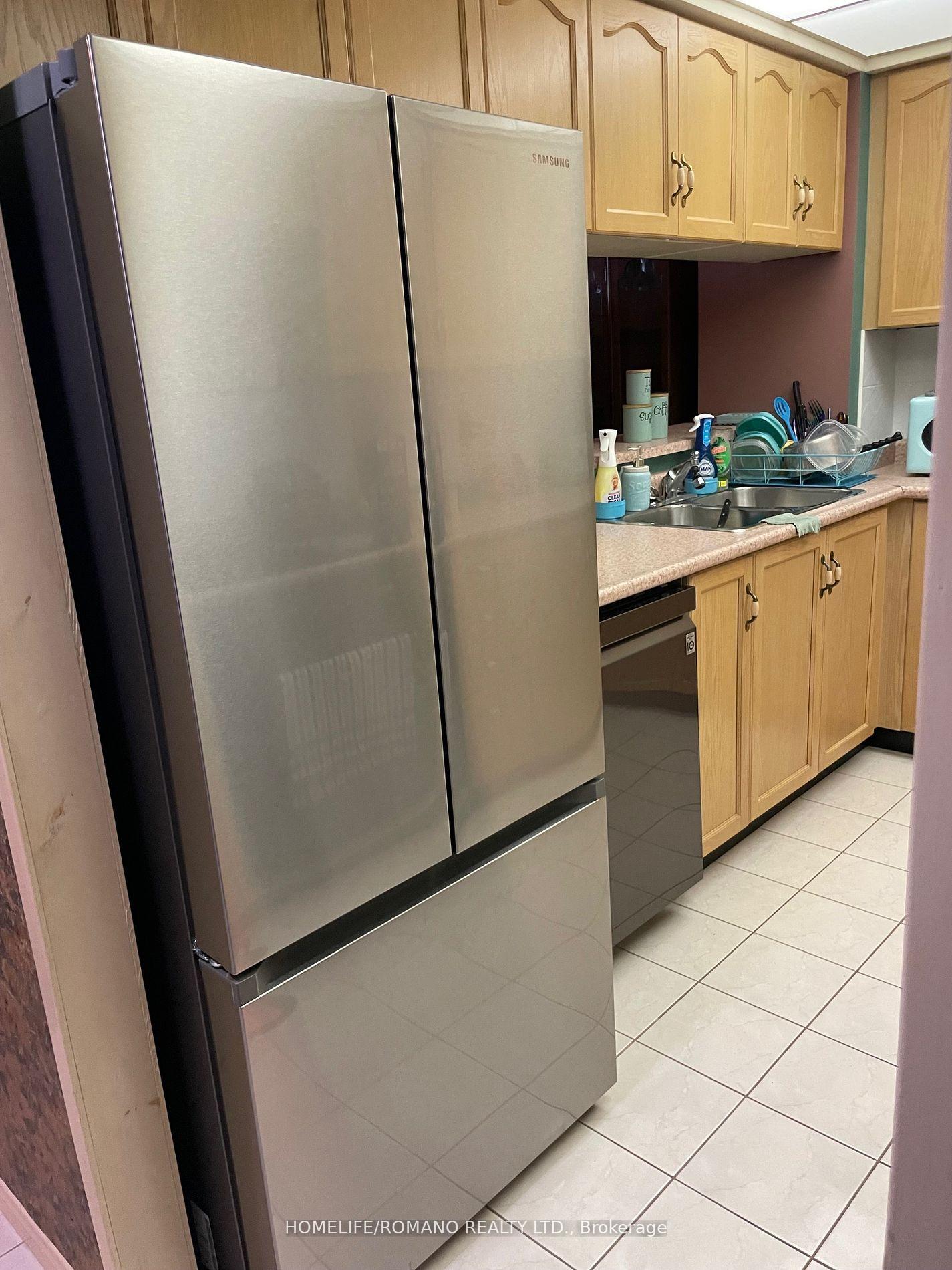 Photo 9 of Unit 506, 495 Highway 8, Hamilton, Stoney Creek — HOMEH