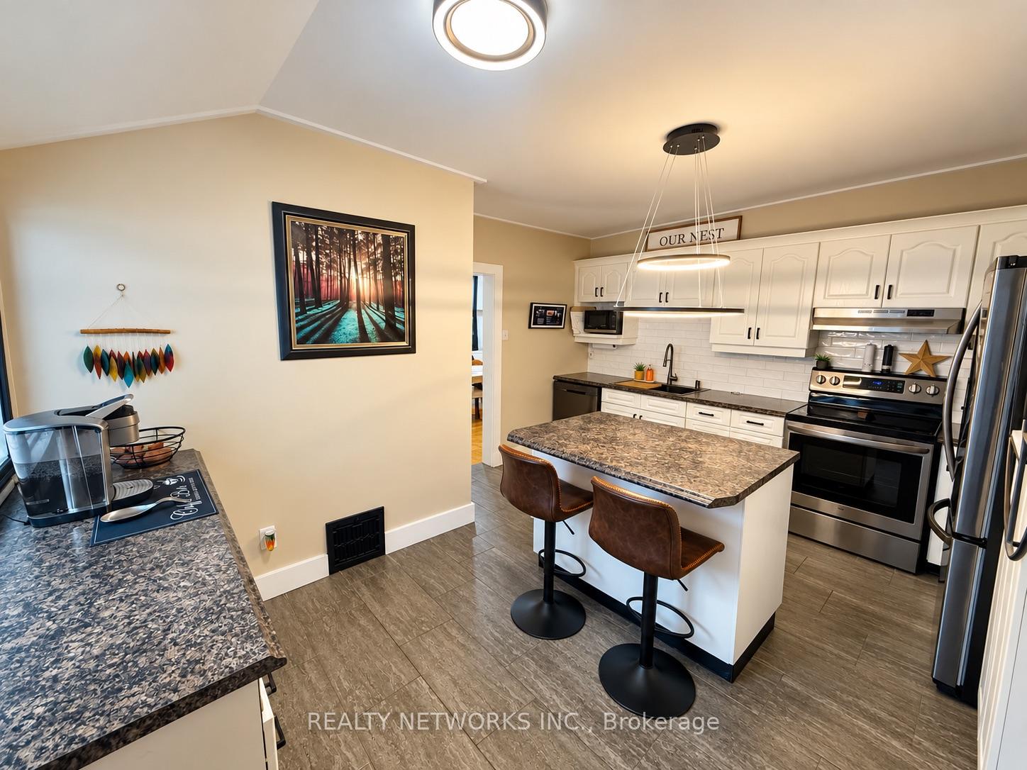 Photo 13 of 81 Hemlock Street, Timmins, TNE - Hill District — HOMEH