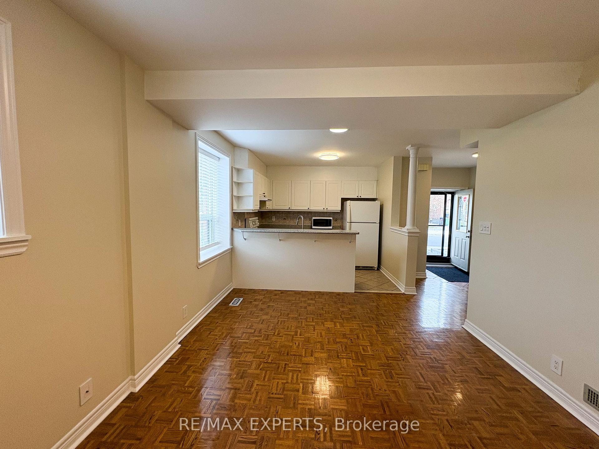 Photo 6 of Unit Unit D, 287 Sammon Avenue, Toronto, Danforth Village-East York — HOMEH