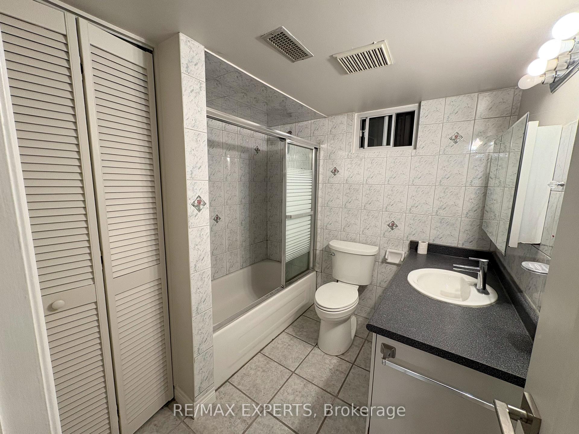 Photo 18 of Unit Unit D, 287 Sammon Avenue, Toronto, Danforth Village-East York — HOMEH