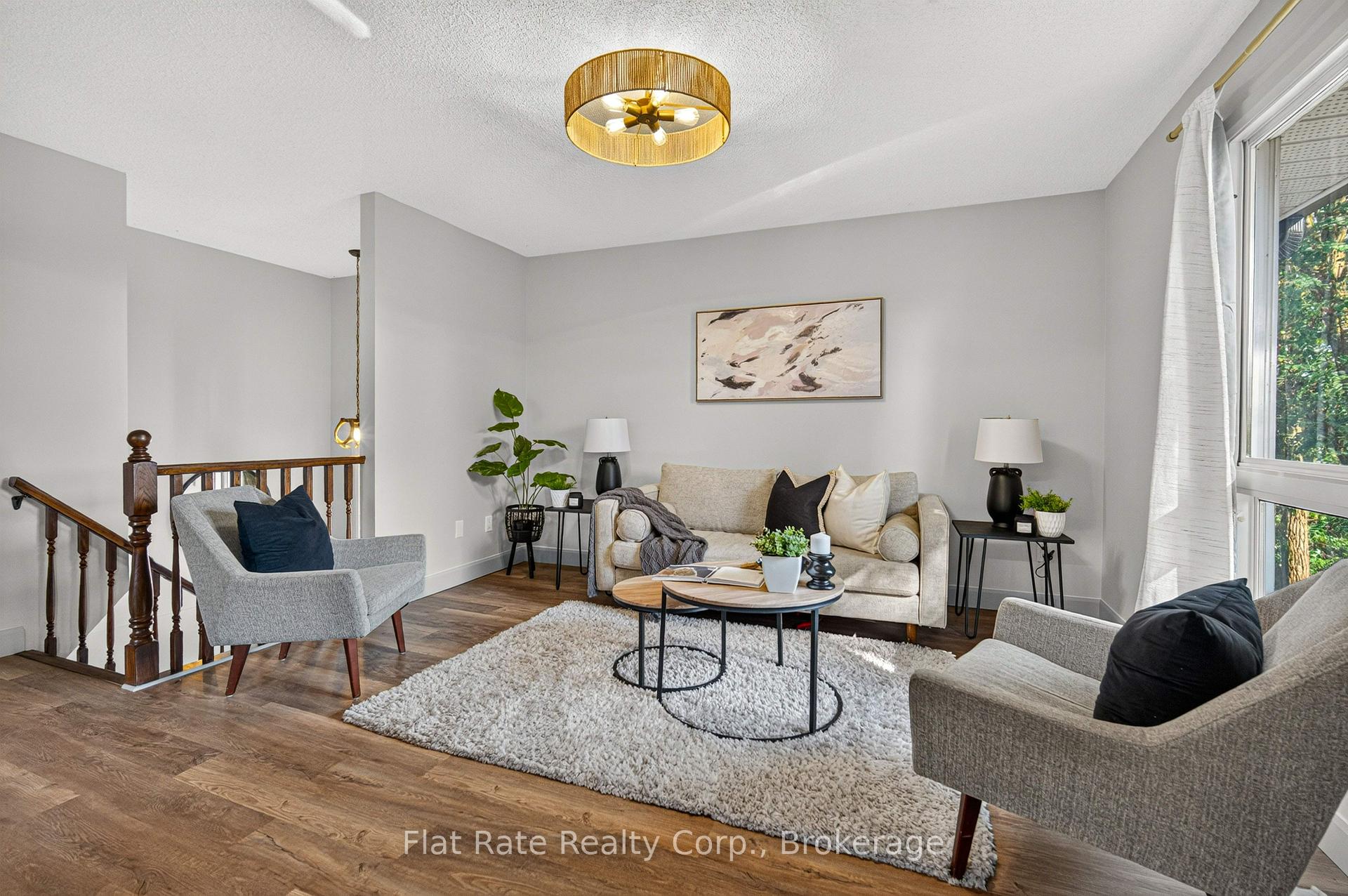 Photo 6 of 1321 Tudor Crescent, Peterborough, Ashburnham Ward 4 — HOMEH