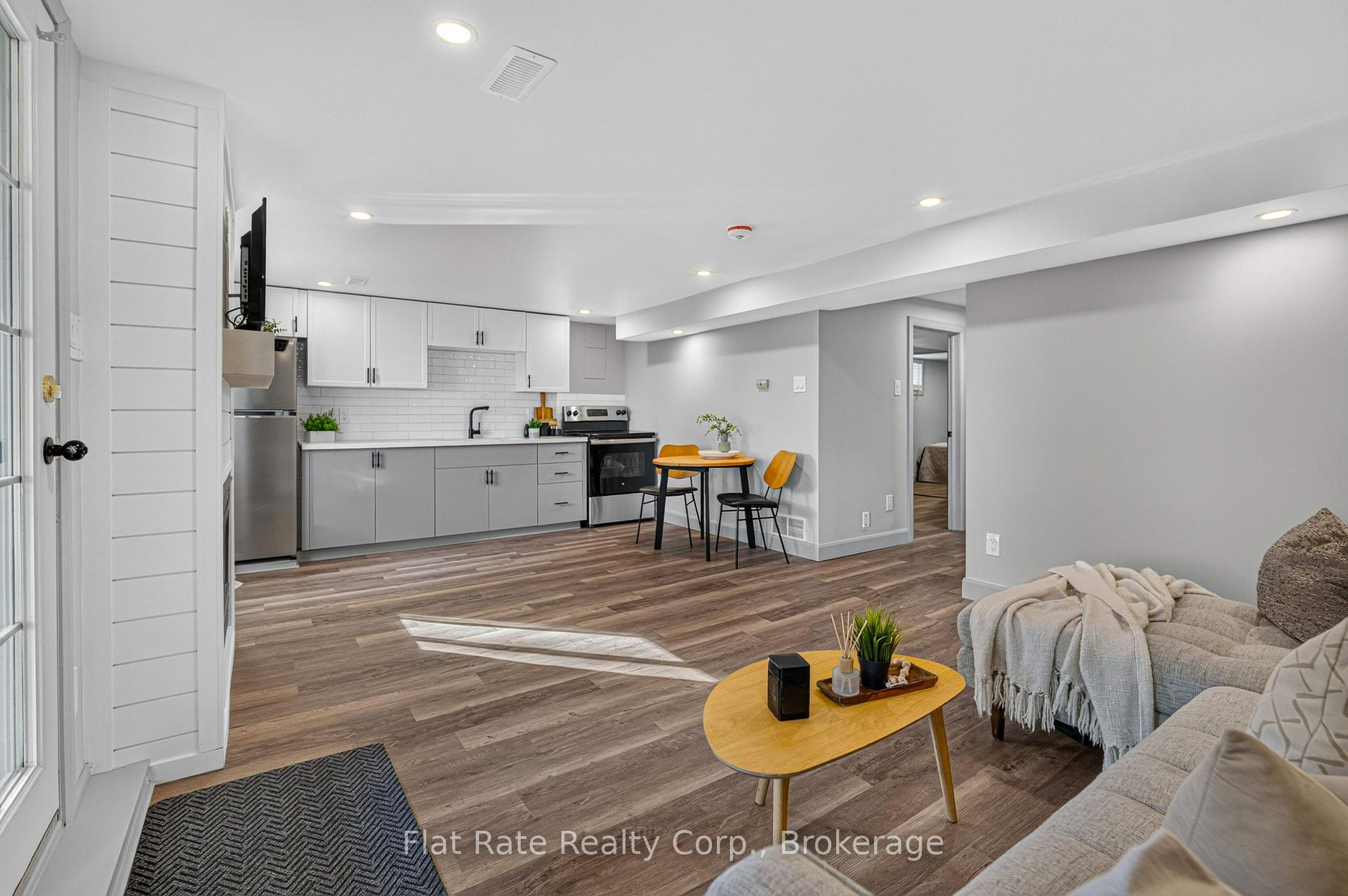 Photo 21 of 1321 Tudor Crescent, Peterborough, Ashburnham Ward 4 — HOMEH