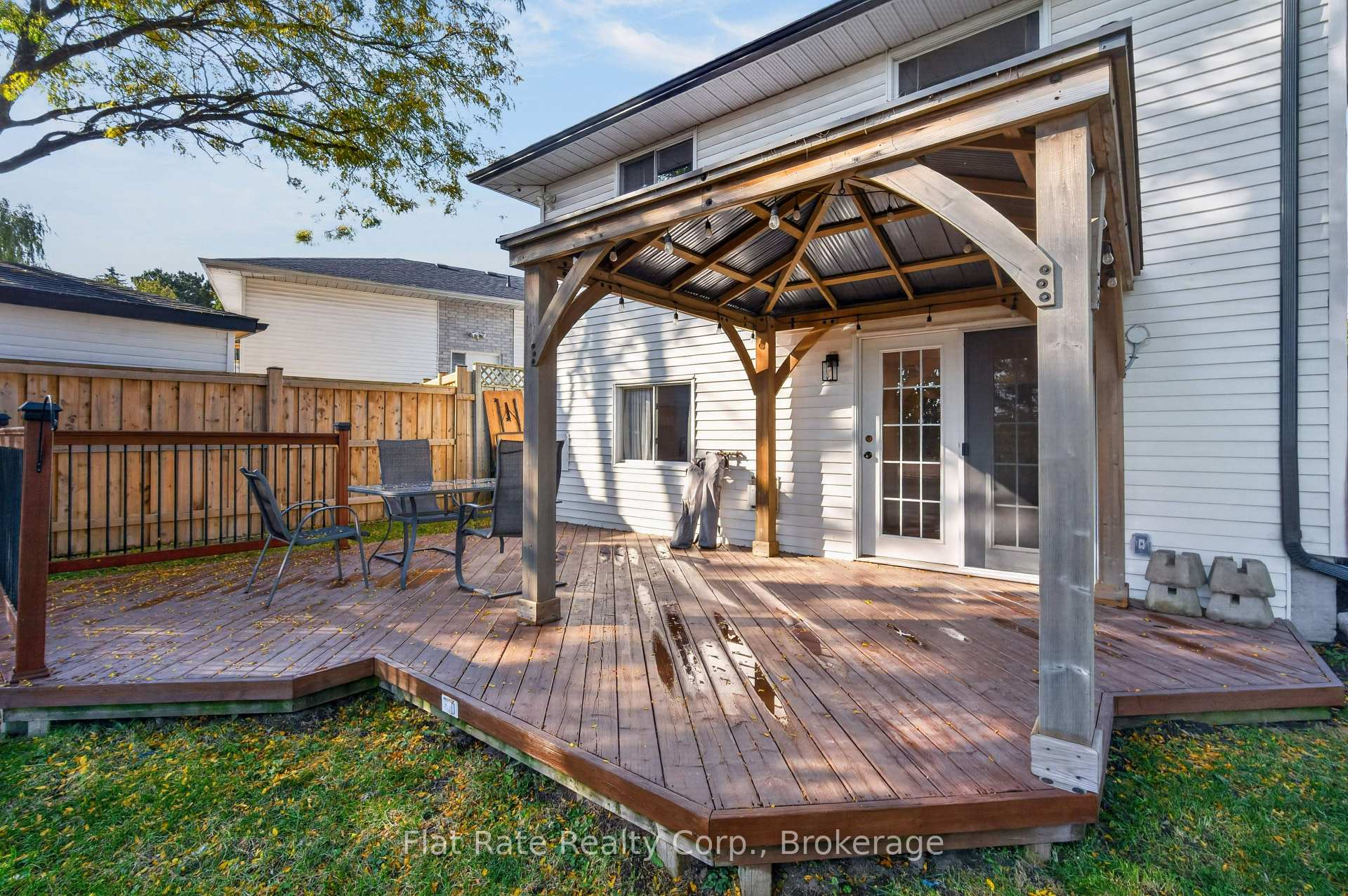 Photo 31 of 1321 Tudor Crescent, Peterborough, Ashburnham Ward 4 — HOMEH