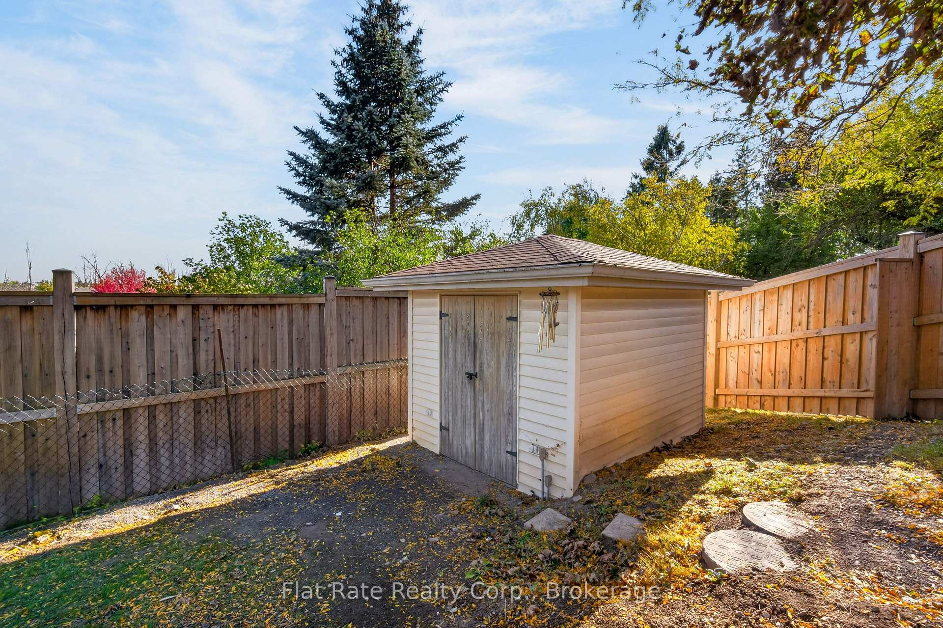 Photo 33 of 1321 Tudor Crescent, Peterborough, Ashburnham Ward 4 — HOMEH