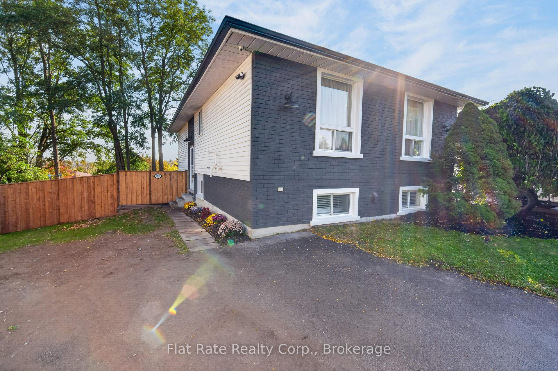 Photo 39 of 1321 Tudor Crescent, Peterborough, Ashburnham Ward 4 — HOMEH