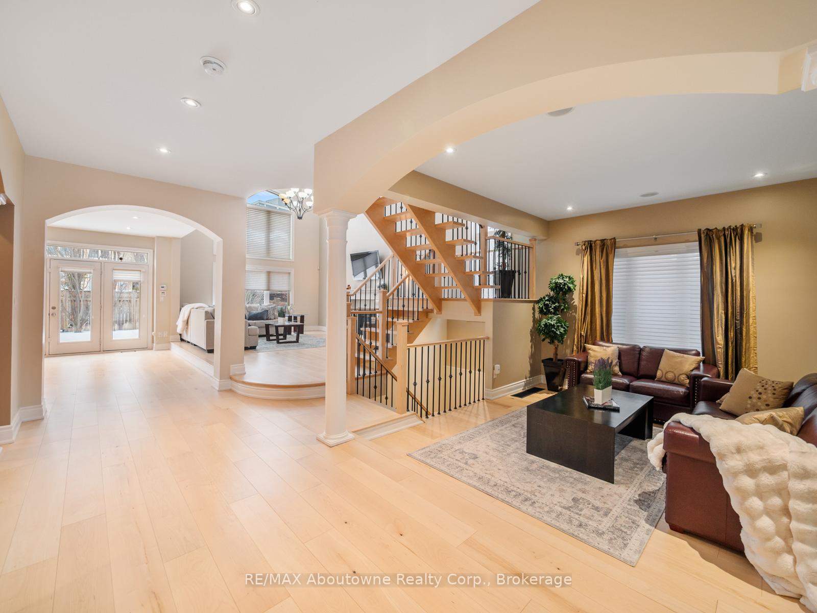 Photo 7 of 1468 Ferncrest Road, Oakville, Joshua Creek — HOMEH