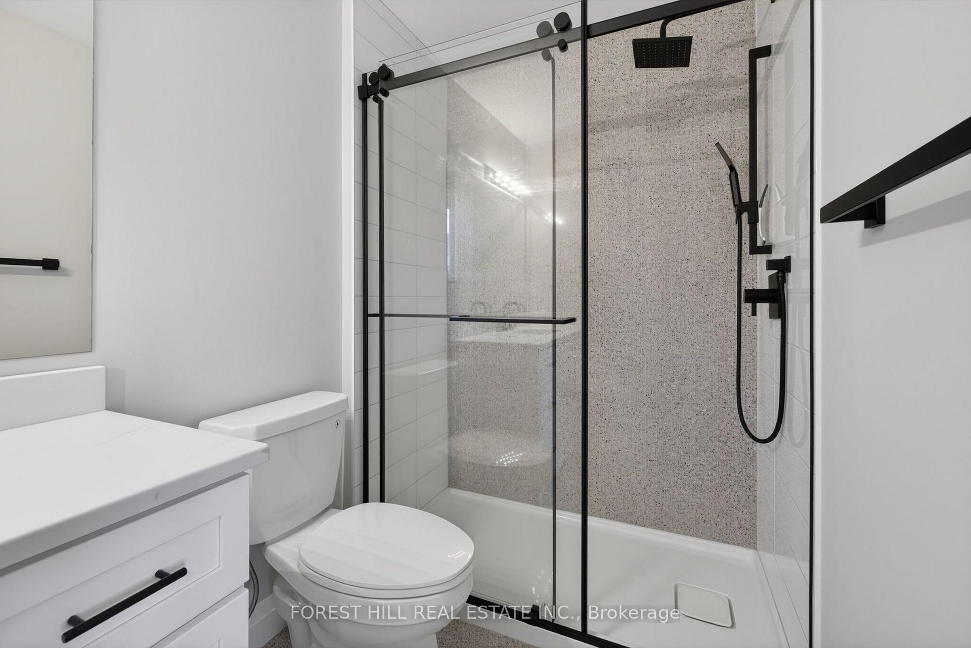 Photo 18 of 2537 Postmaster Drive, Oakville, Westmount — HOMEH