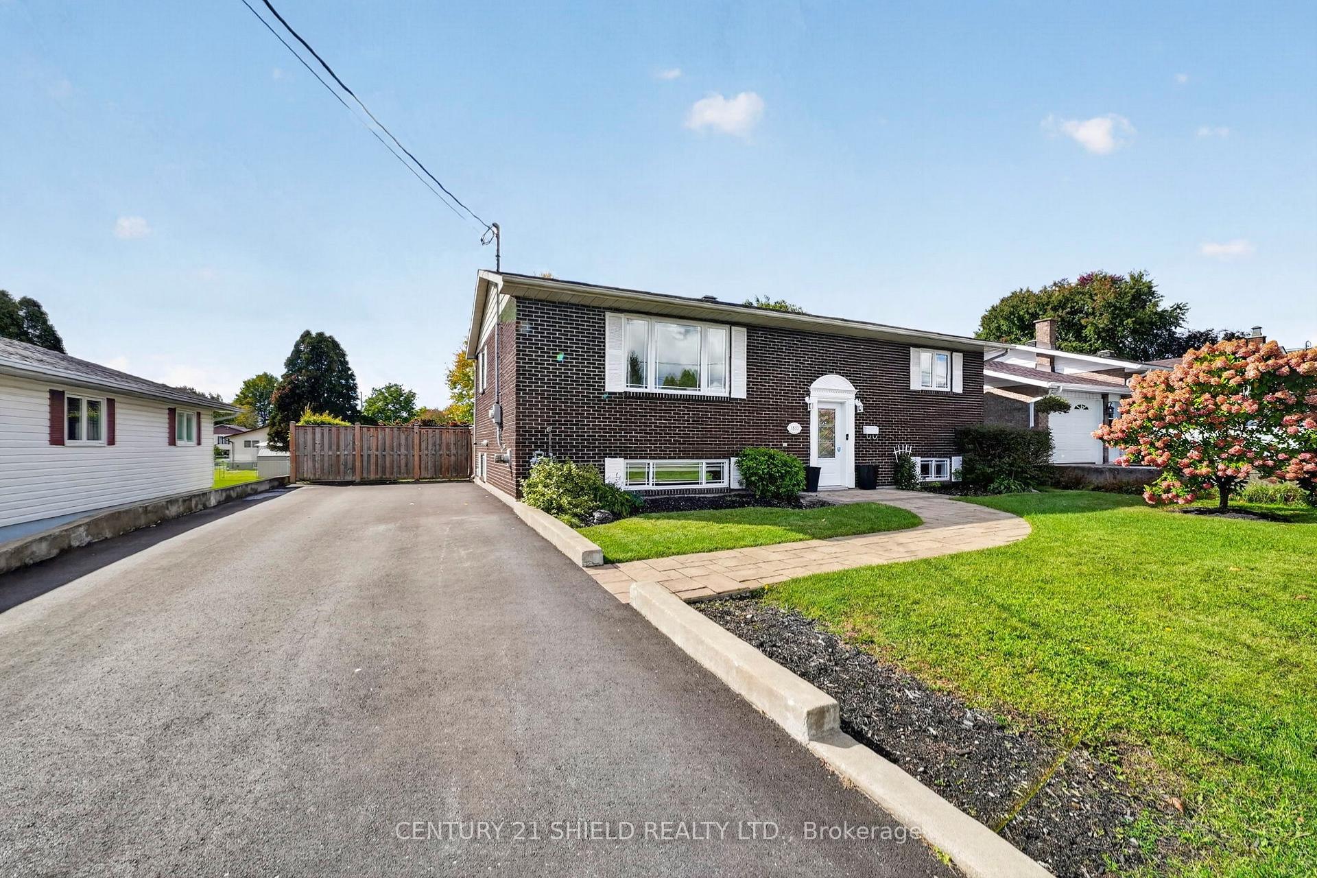 Photo 2 of 1810 Alguire Street, Cornwall, Cornwall — HOMEH
