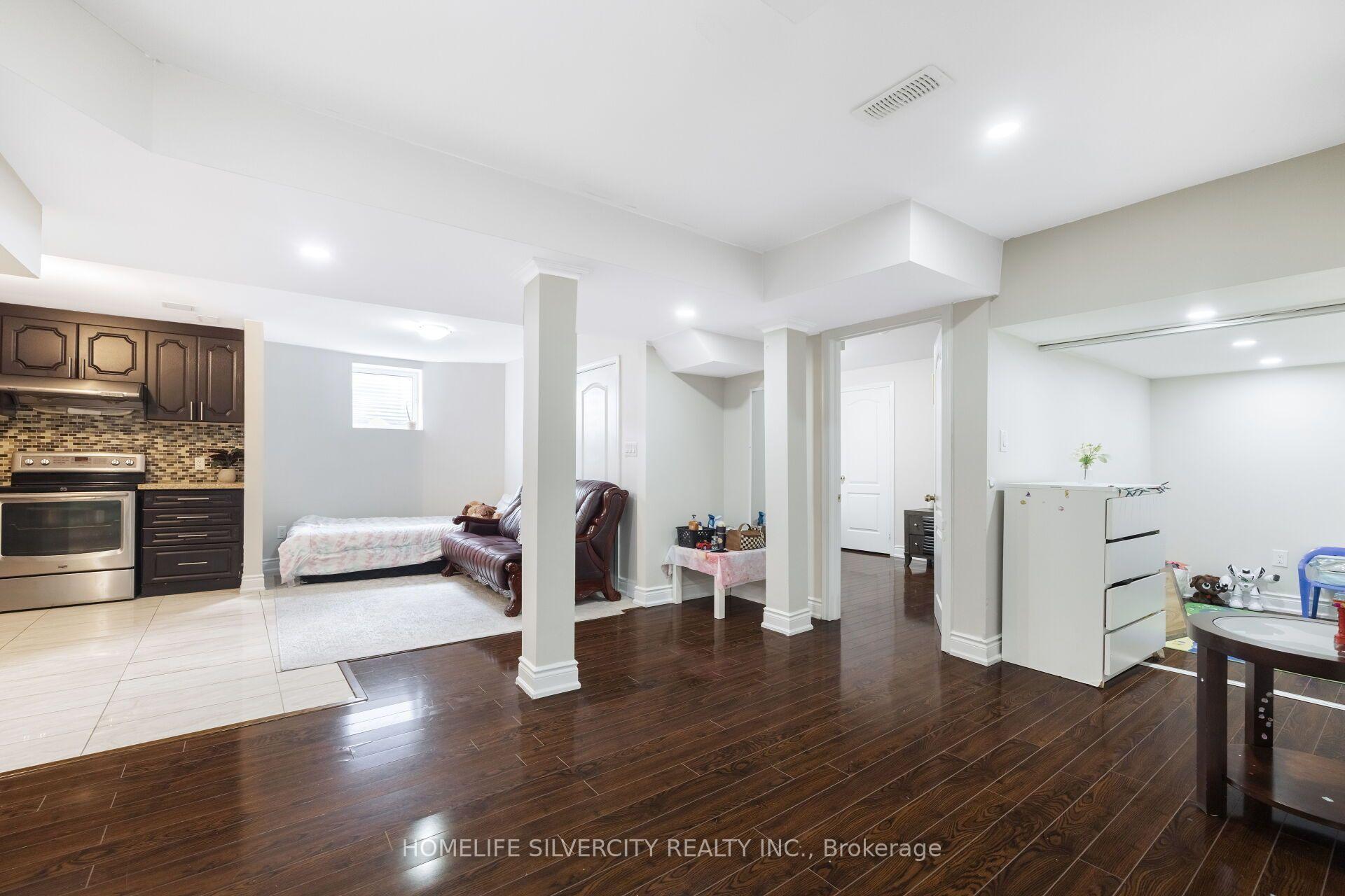 Photo 37 of 14 Levendale Court, Brampton, Bram East — HOMEH