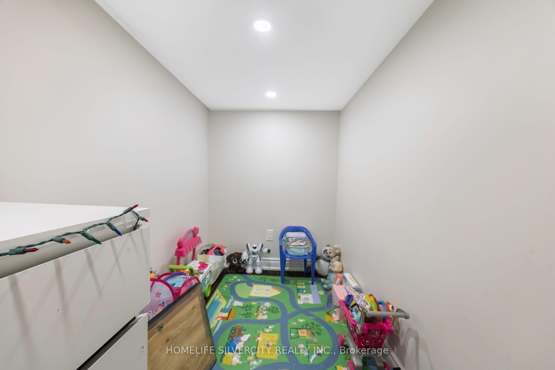 Photo 42 of 14 Levendale Court, Brampton, Bram East — HOMEH