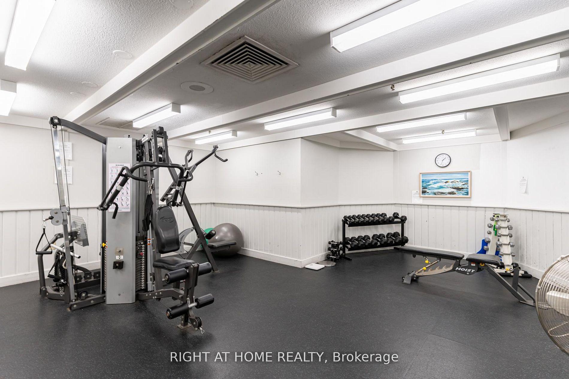 Photo 27 of Unit 606, 1333 Bloor Street E, Mississauga, Applewood — HOMEH