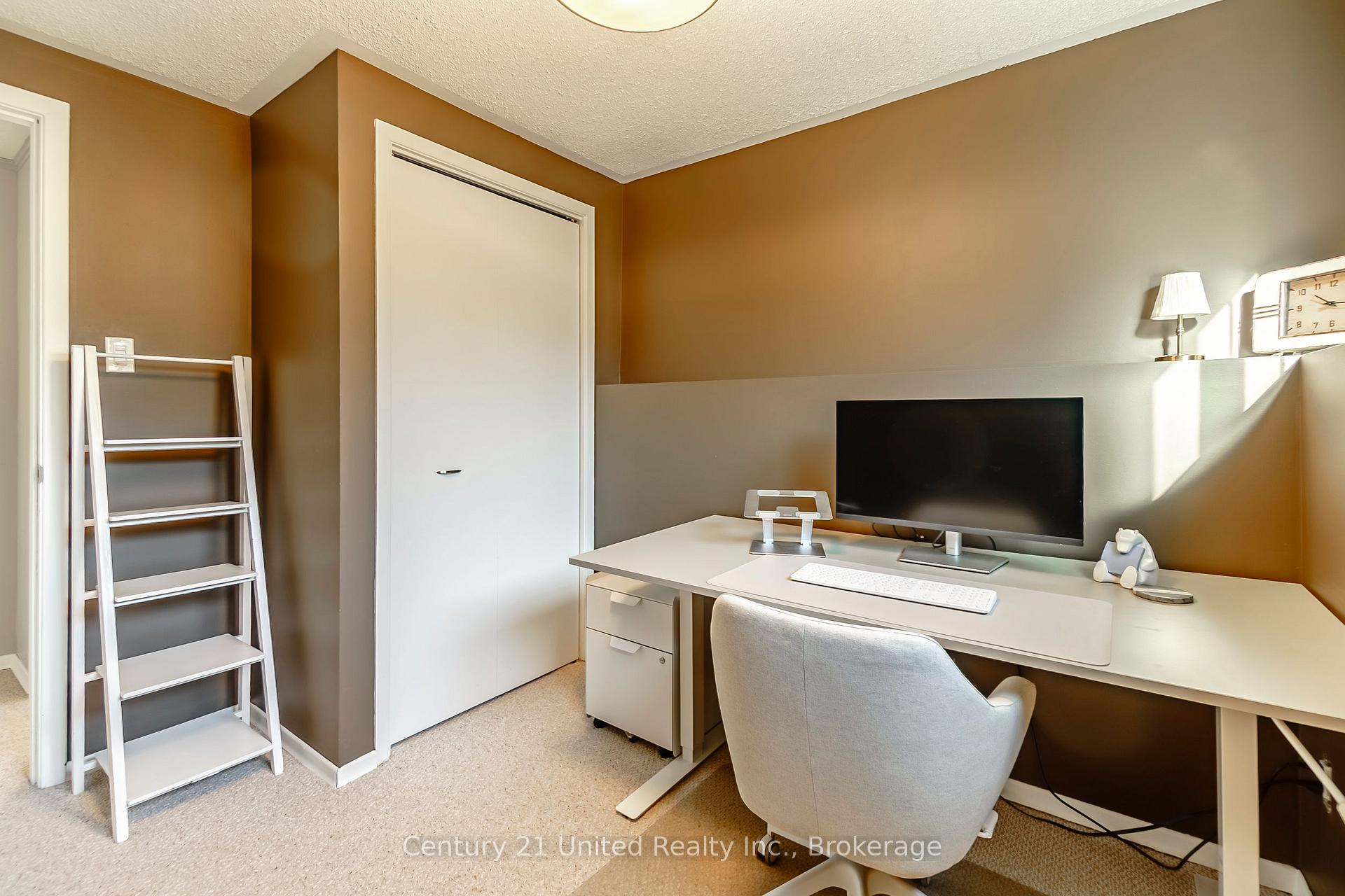 Photo 18 of 1615 Cherryhill Road, Peterborough, Monaghan Ward 2 — HOMEH