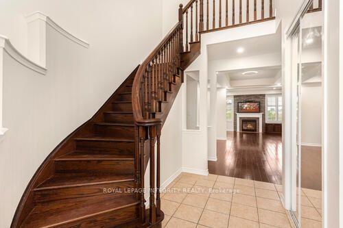 Photo 3 of 20 Aldersgate Drive, Brampton, Brampton East — HOMEH