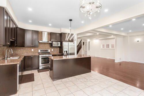 Photo 17 of 20 Aldersgate Drive, Brampton, Brampton East — HOMEH