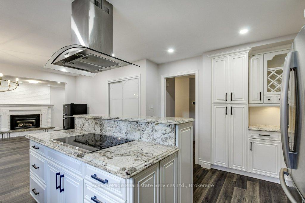 Photo 14 of 22 Daffodil Crescent, Hamilton, Iroquoia Heights — HOMEH