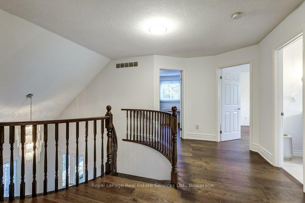 Photo 22 of 22 Daffodil Crescent, Hamilton, Iroquoia Heights — HOMEH