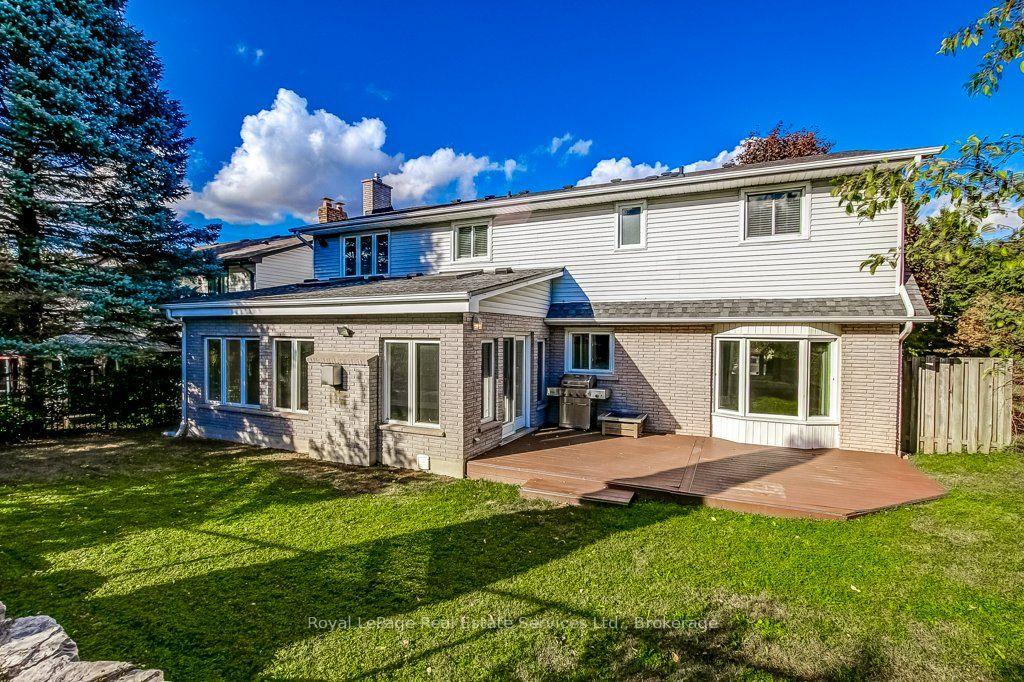 Photo 39 of 22 Daffodil Crescent, Hamilton, Iroquoia Heights — HOMEH