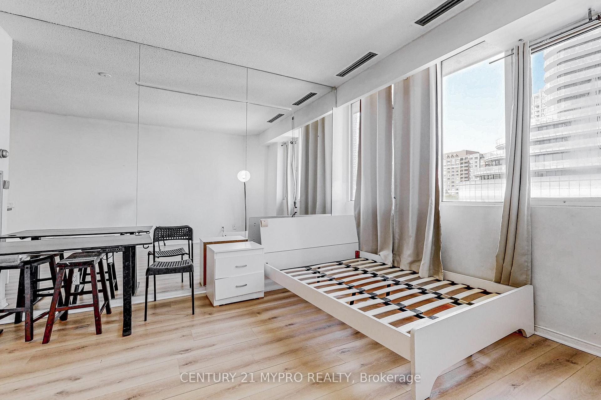 Photo 12 of Unit 401, 555 Yonge Street, Toronto, Church-Yonge Corridor — HOMEH